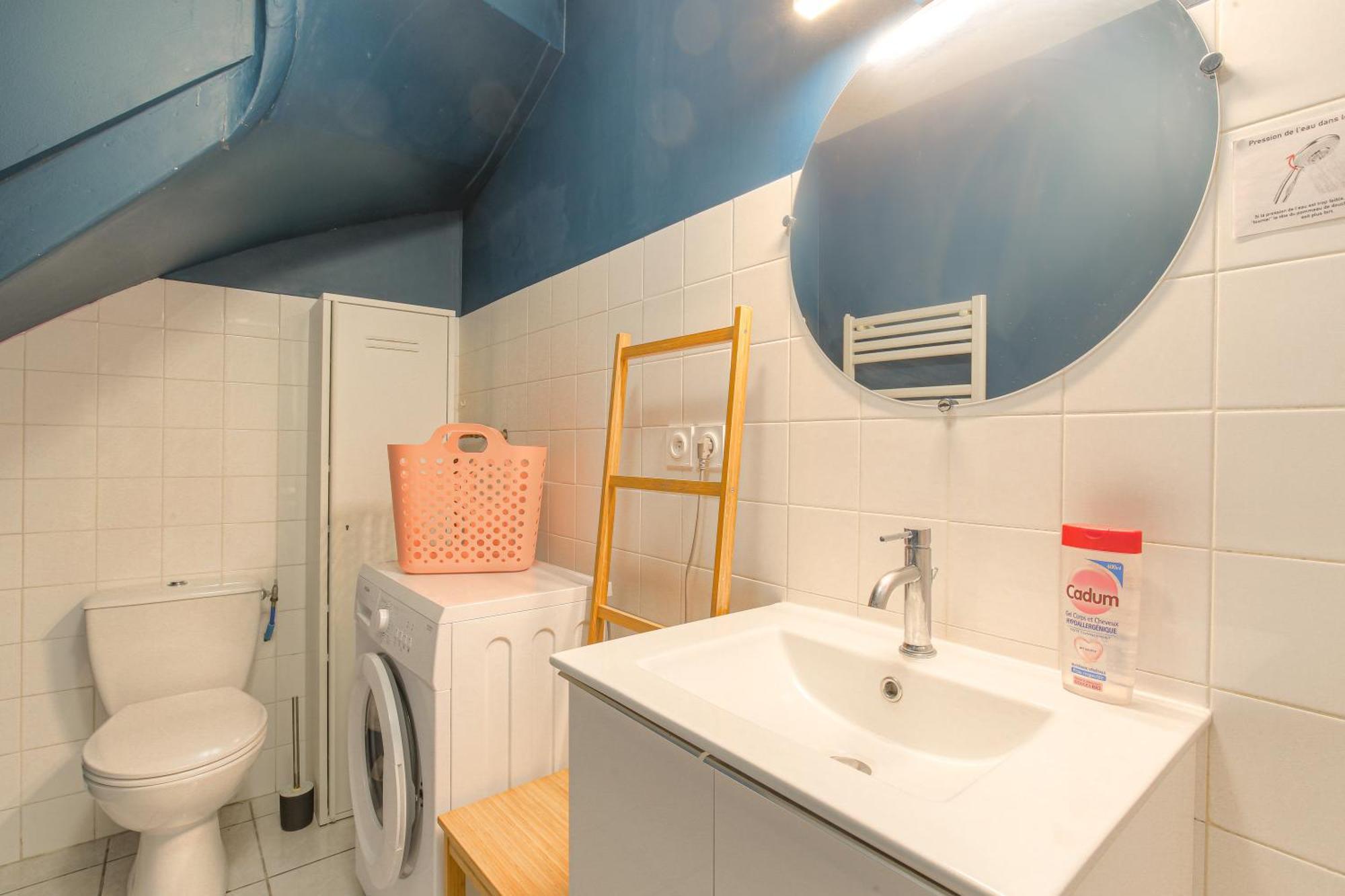 Le Triplex, 2 Chambres, 2 Salles De Bain Lagnieu Eksteriør billede